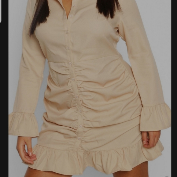 Ruffle Dress 🌻 - Picture 1 of 9